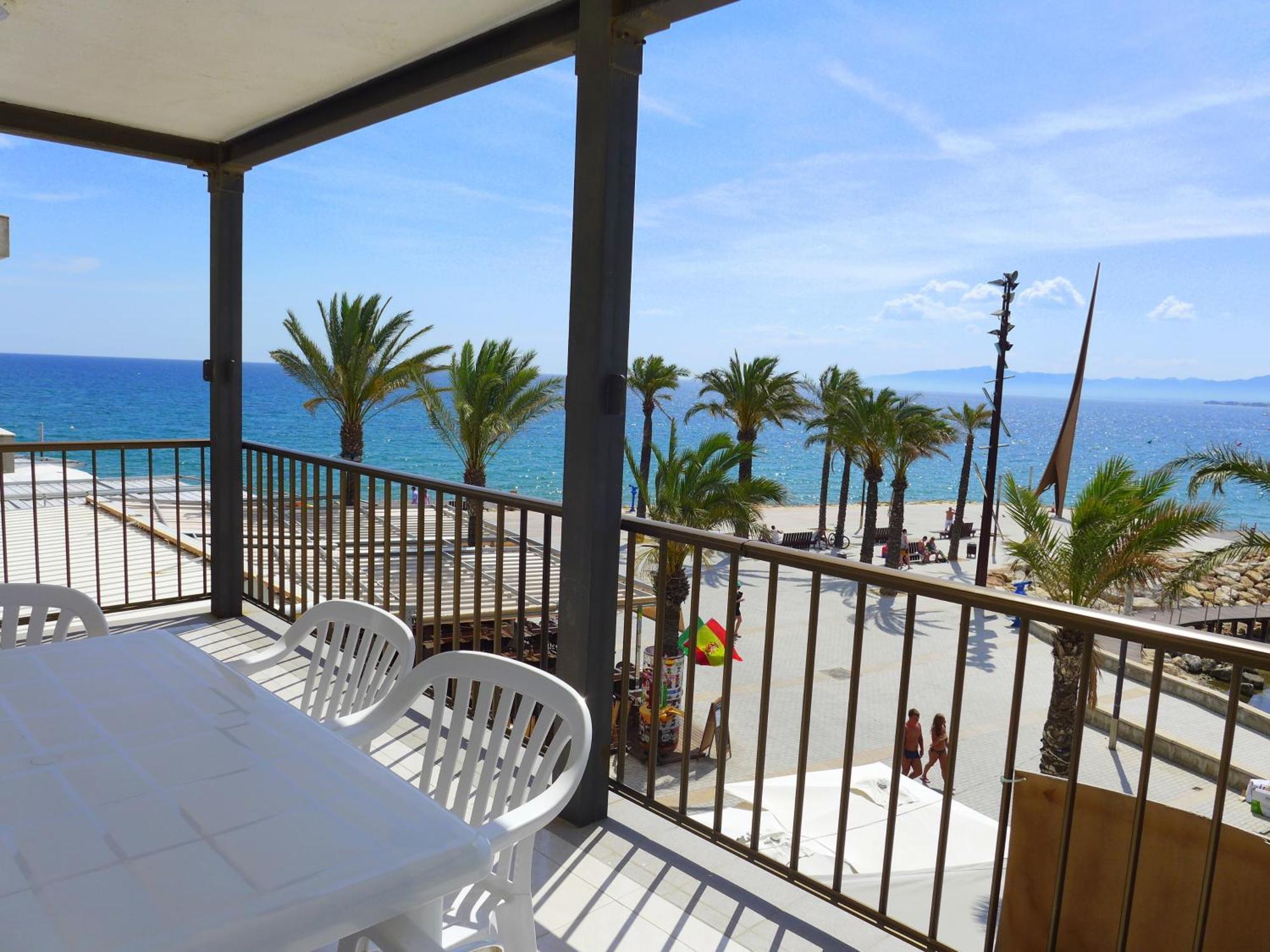 Rentalmar Family Acantilados Salou Exterior photo