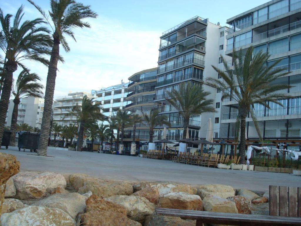 Rentalmar Family Acantilados Salou Exterior photo