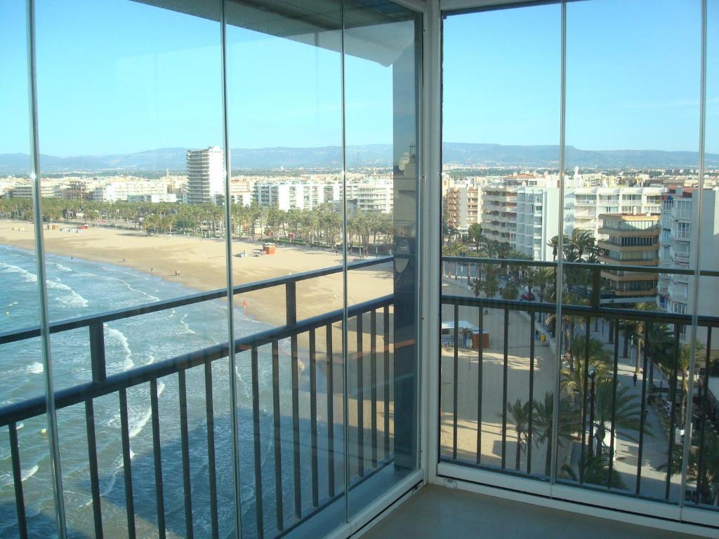 Rentalmar Family Acantilados Salou Room photo